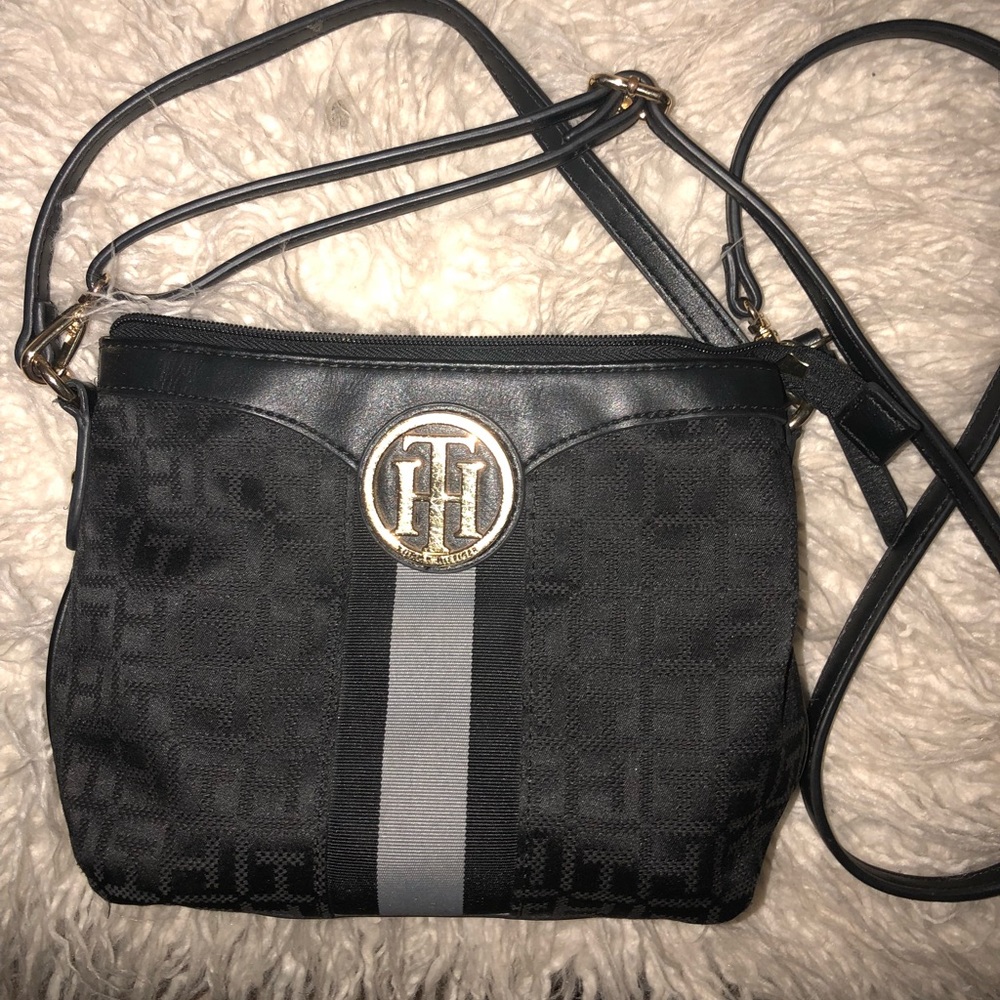 Tommy Hilfiger purse